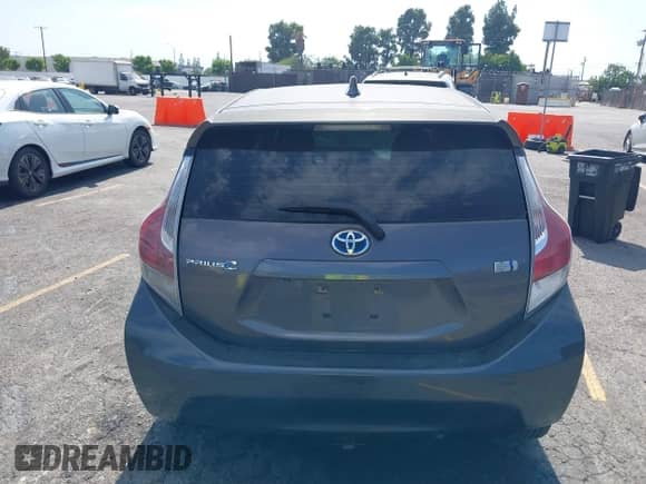 2015 Toyota Prius One z VIN JTDKDTB39F1092962, wystawiony jako IAAI lot #43125652 z przebiegiem 112 035 mil mil oraz . Historia ofert i sprzedaży dostępna na DreamBid. Obrazek 16.