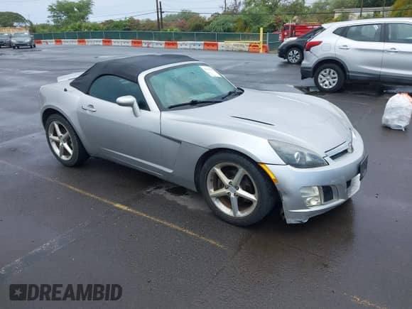 2008 Saturn Sky Red Line with VIN 1G8MG35X98Y108452, listed as a IAAI auction lot 42919596 with 130,853 mi miles and . Bid and sale history available at DreamBid. Image 1.