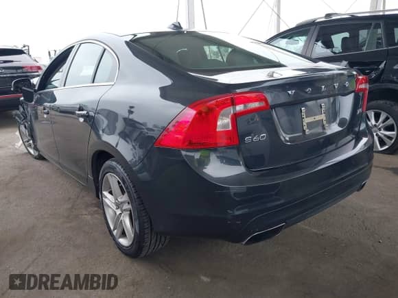 2015 Volvo S60 T5 Drive-E Premier with VIN YV126MFB0F2301169, listed as a IAAI auction lot 42500241 with 71,732 mi miles and . Bid and sale history available at DreamBid. Image 3.
