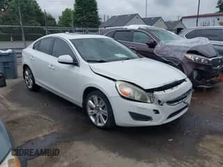 2013 Volvo S60 T6 R-Design Platinum with VIN YV1902FH5D2174408, listed as a IAAI auction lot 42684724 with 94,451 mi miles and . Bid and sale history available at DreamBid. Image 1.