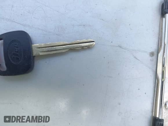 1996 Toyota Camry DX with VIN JT2BG12K9T0355173, listed as a IAAI auction lot 42441141 with 179,225 mi miles and . Bid and sale history available at DreamBid. Image 11.