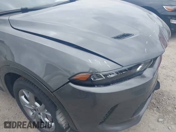 2024 Dodge Hornet R/T with VIN ZACPDFCW4R3A31661, listed as a IAAI auction lot 42907587 with 33,101 mi miles and . Bid and sale history available at DreamBid. Image 18.