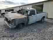 1987 Ford F-150 z VIN 1FTEF14N5HNA69572, wystawiony jako Copart lot #70279115 z przebiegiem Nie podano mil oraz Nie do naprawy • Non repairable. Historia ofert i sprzedaży dostępna na DreamBid. Obrazek 1.