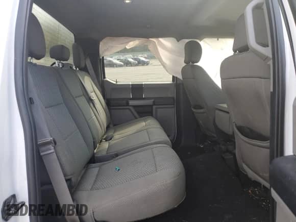 2020 Ford F-150 XLT z VIN 1FTEW1E4XLFA26869, wystawiony jako Copart lot #81442475 z przebiegiem 154 042 mil mil oraz Szkoda całkowita • Salvage title. Historia ofert i sprzedaży dostępna na DreamBid. Obrazek 10.