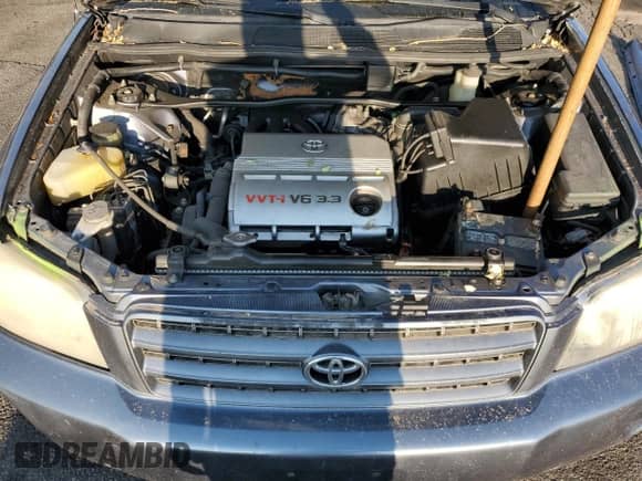 2004 Toyota Highlander with VIN JTEDP21A640011649, listed as a Copart auction lot 69888005 with 221,956 mi miles and Clean title. Bid and sale history available at DreamBid. Image 11.