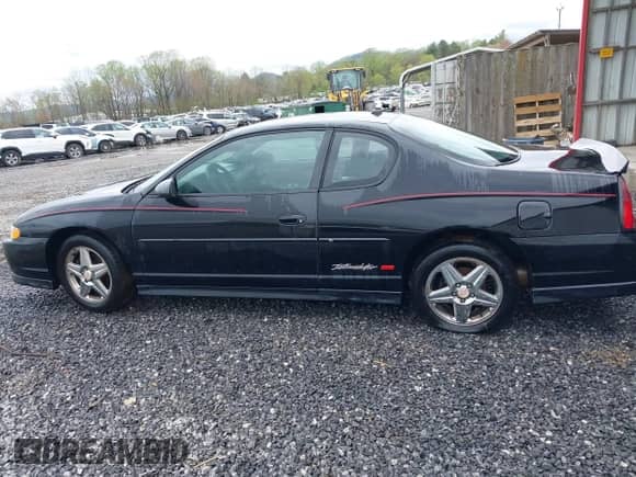 2004 Chevrolet Monte Carlo SS Supercharged z VIN 2G1WZ151449433445, wystawiony jako IAAI lot #41957645 z przebiegiem 288 865 mil mil oraz . Historia ofert i sprzedaży dostępna na DreamBid. Obrazek 14.