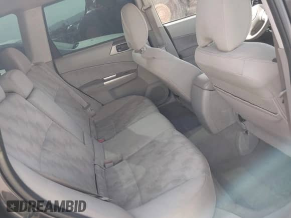 2010 Subaru Forester X с VIN JF2SH6BC6AH768145, выставлен на аукционе IAAI как лот 42867635 с пробегом 116 160 миль миль и . История ставок и продаж доступна на DreamBid. Изображение 7.