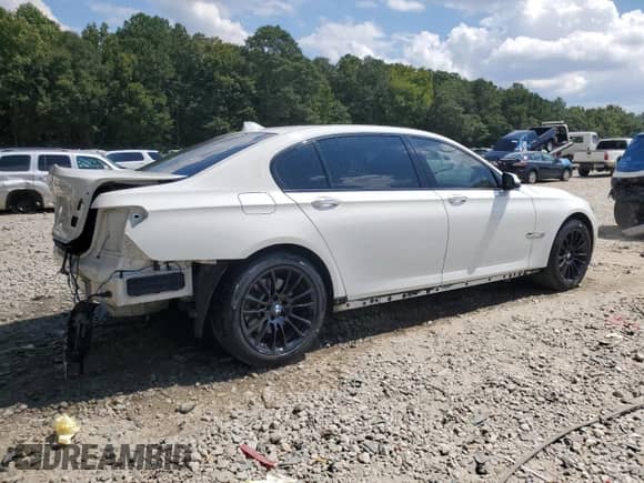 2013 BMW 7 Series 740Li xDrive с VIN WBAYF4C56DD127668, выставлен на аукционе Copart как лот 71278725 с пробегом 96 887 миль миль и Списание • Salvage title. История ставок и продаж доступна на DreamBid. Изображение 3.