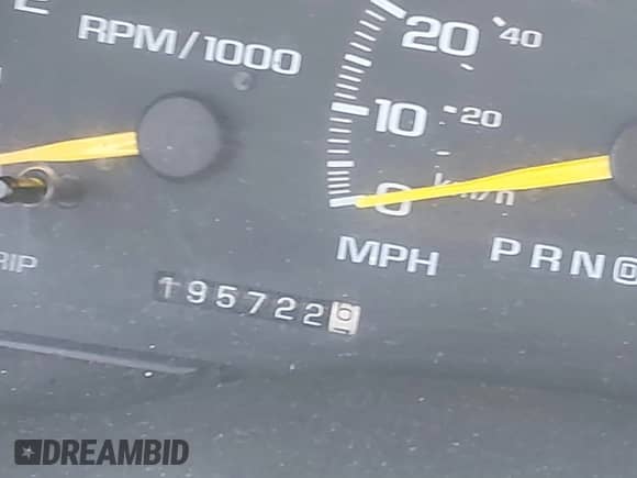 1995 GMC Sierra 1500 z VIN 2GTEC19K1S1571236, wystawiony jako IAAI lot #42096998 z przebiegiem 195 722 mil mil oraz . Historia ofert i sprzedaży dostępna na DreamBid. Obrazek 15.