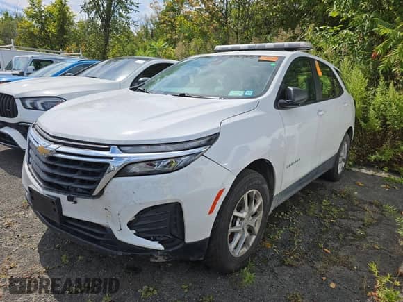 2024 Chevrolet Equinox LS z VIN 3GNAX5EG0RL258576, wystawiony jako IAAI lot #43545722 z przebiegiem 92 347 mil mil oraz . Historia ofert i sprzedaży dostępna na DreamBid. Obrazek 8.