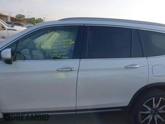 2020 Honda Pilot Elite with VIN 5FNYF6H05LB028181, listed as a IAAI auction lot 42351415 with 78,437 mi miles and . Bid and sale history available at DreamBid. Image 15.