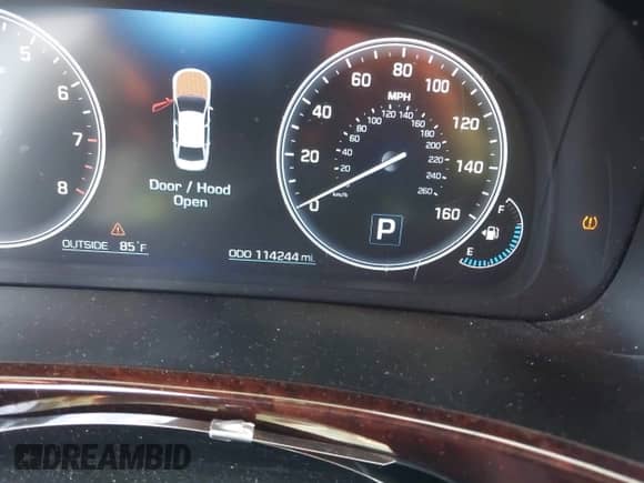 2016 Hyundai Equus Signature z VIN KMHGH4JH2GU102255, wystawiony jako IAAI lot #43273374 z przebiegiem 114 244 mil mil oraz . Historia ofert i sprzedaży dostępna na DreamBid. Obrazek 7.