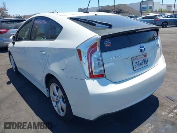 2012 Toyota Prius One with VIN JTDKN3DU4C1518300, listed as a IAAI auction lot 42227833 with 249,036 mi miles and . Bid and sale history available at DreamBid. Image 3.