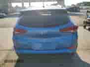 2017 Hyundai Tucson SE z VIN KM8J33A44HU468585, wystawiony jako Copart lot #69153215 z przebiegiem 62 346 mil mil oraz Szkoda całkowita • Salvage title. Historia ofert i sprzedaży dostępna na DreamBid. Obrazek 6.