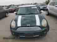 2011 MINI Hardtop z VIN WMWSU3C53BT091950, wystawiony jako Copart lot #45841863 z przebiegiem 125 815 mil mil oraz Czysty tytuł • Clean title. Historia ofert i sprzedaży dostępna na DreamBid. Obrazek 5.