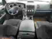 2010 Toyota Tundra с VIN 5TFUY5F18AX154990, выставлен на аукционе Copart как лот 82358065 с пробегом 292 085 миль миль и Чистый • Clean title. История ставок и продаж доступна на DreamBid. Изображение 8.