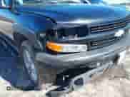 2002 Chevrolet Suburban Z71 с VIN 3GNFK16Z52G264577, выставлен на аукционе IAAI как лот 41581984 с пробегом 321 321 миль миль и . История ставок и продаж доступна на DreamBid. Изображение 6.