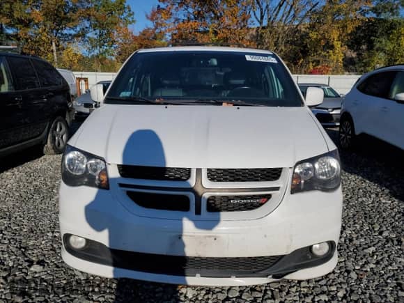 2019 Dodge Grand Caravan GT с VIN 2C4RDGEG4KR611300, выставлен на аукционе Copart как лот 90084885 с пробегом 136 647 миль миль и Чистый • Clean title. История ставок и продаж доступна на DreamBid. Изображение 5.