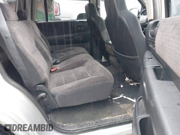 2002 Dodge Durango SLT with VIN 1B4HS48NX2F158895, listed as a IAAI auction lot 37832444 with 177,841 mi miles and . Bid and sale history available at DreamBid. Image 8.