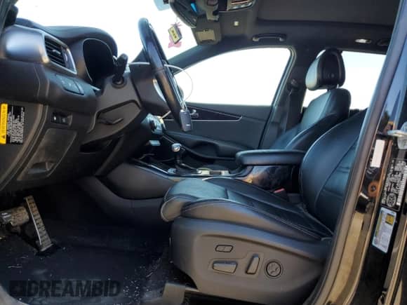 2016 Kia Sorento SXL с VIN 5XYPKDA17GG055413, выставлен на аукционе Copart как лот 84218075 с пробегом 166 352 миль миль и Списание • Salvage title. История ставок и продаж доступна на DreamBid. Изображение 7.