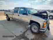1999 Chevrolet Silverado 3500 с VIN 1GCGC33RXXF058867, выставлен на аукционе Copart как лот 84371105 с пробегом 184 118 миль миль и Списание • Salvage title. История ставок и продаж доступна на DreamBid. Изображение 4.