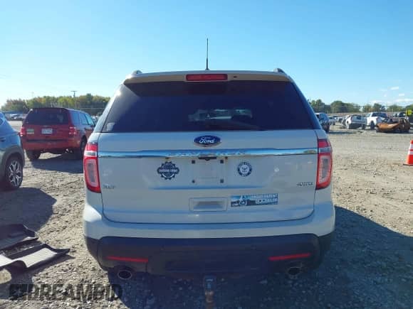 2011 Ford Explorer XLT с VIN 1FMHK8D80BGA25563, выставлен на аукционе IAAI как лот 43414845 с пробегом 264 063 миль миль и . История ставок и продаж доступна на DreamBid. Изображение 16.