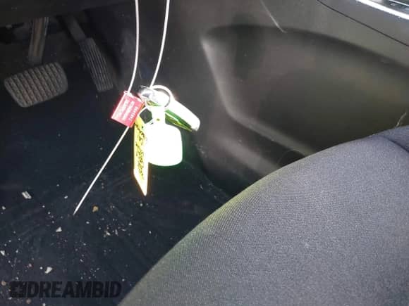 2021 Chevrolet Equinox LT с VIN 2GNAXTEV2M6154722, выставлен на аукционе IAAI как лот 43455877 с пробегом 133 065 миль миль и . История ставок и продаж доступна на DreamBid. Изображение 11.