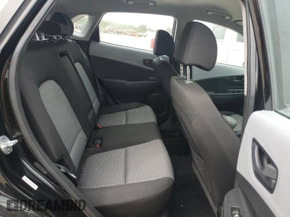 2019 Hyundai Kona SE с VIN KM8K1CAA6KU325452, выставлен на аукционе Copart как лот 72059875 с пробегом 64 747 миль миль и Списание • Salvage title. История ставок и продаж доступна на DreamBid. Изображение 10.