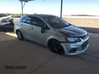 2019 Chevrolet Sonic LS с VIN 1G1JB5SB3K4140915, выставлен на аукционе Copart как лот 89450965 с пробегом 150 496 миль миль и Списание • Salvage title. История ставок и продаж доступна на DreamBid. Изображение 4.