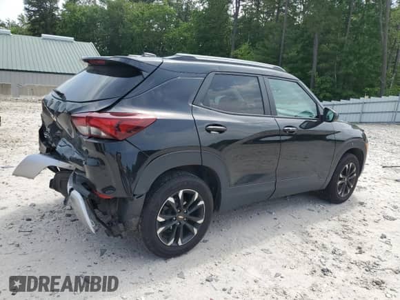 2022 Chevrolet TrailBlazer LT with VIN KL79MRSL8NB095536, listed as a Copart auction lot 60883315 with 47,184 mi miles and Salvage title. Bid and sale history available at DreamBid. Image 3.