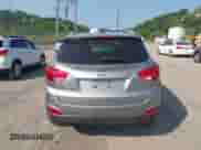 2015 Hyundai Tucson SE с VIN KM8JUCAG9FU098190, выставлен на аукционе IAAI как лот 42410855 с пробегом 206 113 миль миль и . История ставок и продаж доступна на DreamBid. Изображение 17.