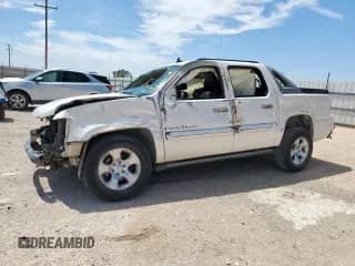2008 Chevrolet Avalanche LTZ с VIN 3GNFK12308G276145, выставлен на аукционе Copart как лот 69482405 с пробегом Не указан миль и Списание • Salvage title. История ставок и продаж доступна на DreamBid. Изображение 1.