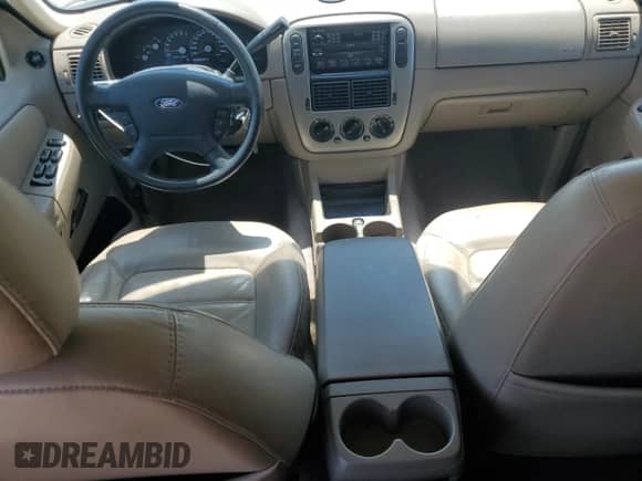 2005 Ford Explorer XLT with VIN 1FMZU63K75UA93316, listed as a Copart auction lot 61532905 with 187,189 mi miles and Salvage title. Bid and sale history available at DreamBid. Image 8.