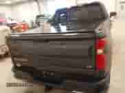 2024 Chevrolet Silverado 1500 LT Trail Boss z VIN 3GCUDFED5RG123564, wystawiony jako IAAI lot #42193775 z przebiegiem 26 302 mil mil oraz . Historia ofert i sprzedaży dostępna na DreamBid. Obrazek 16.