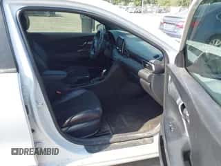 2020 Hyundai Veloster 2.0 z VIN KMHTG6AF3LU025823, wystawiony jako IAAI lot #43136506 z przebiegiem 43 611 mil mil oraz . Historia ofert i sprzedaży dostępna na DreamBid. Obrazek 5.