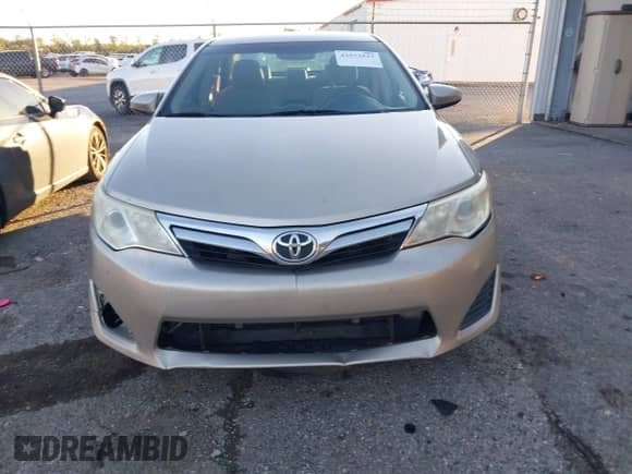 2014 Toyota Camry SE с VIN 4T1BF1FK0EU406569, выставлен на аукционе IAAI как лот 43573517 с пробегом 159 362 миль миль и . История ставок и продаж доступна на DreamBid. Изображение 6.