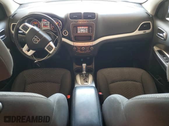 2018 Dodge Journey SE with VIN 3C4PDCAB8JT363798, listed as a Copart auction lot 69056075 with 112,138 mi miles and Salvage title. Bid and sale history available at DreamBid. Image 8.
