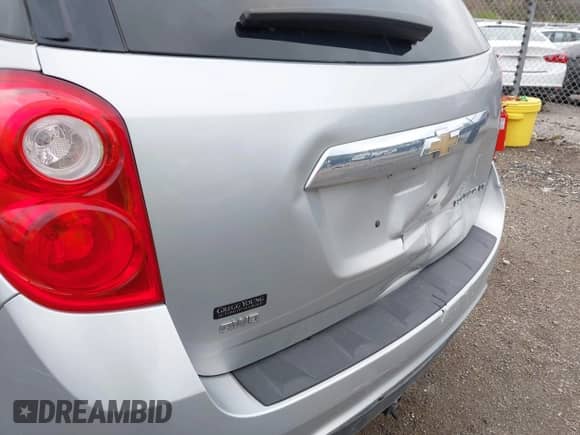 2015 Chevrolet Equinox LT z VIN 2GNFLFE33F6133222, wystawiony jako IAAI lot #42081088 z przebiegiem 121 840 mil mil oraz . Historia ofert i sprzedaży dostępna na DreamBid. Obrazek 6.