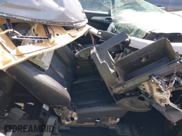 2020 Nissan Pathfinder SL z VIN 5N1DR2CN8LC610222, wystawiony jako IAAI lot #41900318 z przebiegiem Nie podano mil oraz . Historia ofert i sprzedaży dostępna na DreamBid. Obrazek 5.