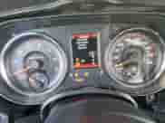 2013 Dodge Charger SRT-8 z VIN 2C3CDXEJ5DH740838, wystawiony jako Copart lot #57058225 z przebiegiem 127 808 mil mil oraz Szkoda całkowita • Salvage title. Historia ofert i sprzedaży dostępna na DreamBid. Obrazek 9.