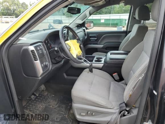 2015 Chevrolet Silverado 1500 LT z VIN 1GCRCREH3FZ198532, wystawiony jako Copart lot #66697335 z przebiegiem 108 362 mil mil oraz Nie do naprawy • Non repairable. Historia ofert i sprzedaży dostępna na DreamBid. Obrazek 7.