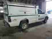 2003 Chevrolet Silverado 1500 LS z VIN 1GCEK14V33Z173927, wystawiony jako Copart lot #56017245 z przebiegiem Nie podano mil oraz Czysty tytuł • Clean title. Historia ofert i sprzedaży dostępna na DreamBid. Obrazek 3.