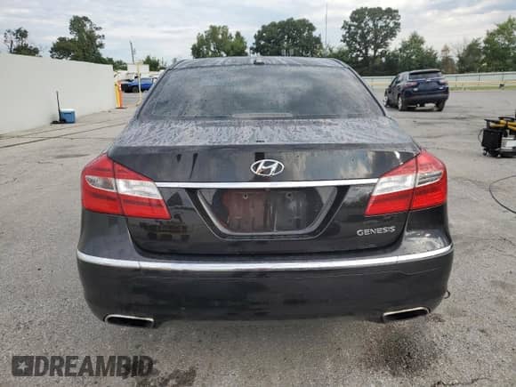 2014 Hyundai Genesis 3.8L с VIN KMHGC4DD6EU260506, выставлен на аукционе Copart как лот 68354945 с пробегом 136 742 миль миль и Списание • Salvage title. История ставок и продаж доступна на DreamBid. Изображение 6.