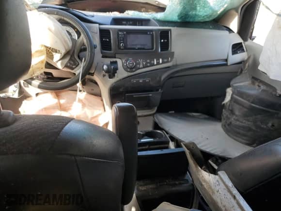2013 Toyota Sienna SE with VIN 5TDXK3DC1DS311051, listed as a Copart auction lot 81837205 with 230,977 mi miles and Salvage title. Bid and sale history available at DreamBid. Image 8.