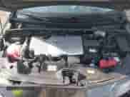 2018 Toyota Prius Plus z VIN JTDKARFP2J3072803, wystawiony jako IAAI lot #42443376 z przebiegiem 120 009 mil mil oraz . Historia ofert i sprzedaży dostępna na DreamBid. Obrazek 10.