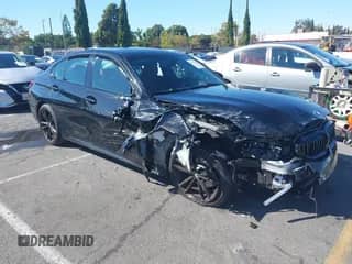 2022 BMW 3 Series 330i with VIN 3MW5R1J06N8C70943, listed as a IAAI auction lot 37735551 with 11,201 mi miles and . Bid and sale history available at DreamBid. Image 1.