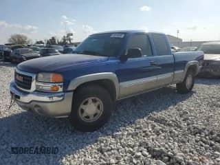 2003 GMC Sierra 1500 SLE с VIN 2GTEK19V831204929, выставлен на аукционе Copart как лот 44445035 с пробегом 166 869 миль миль и Списание • Salvage title. История ставок и продаж доступна на DreamBid. Изображение 1.