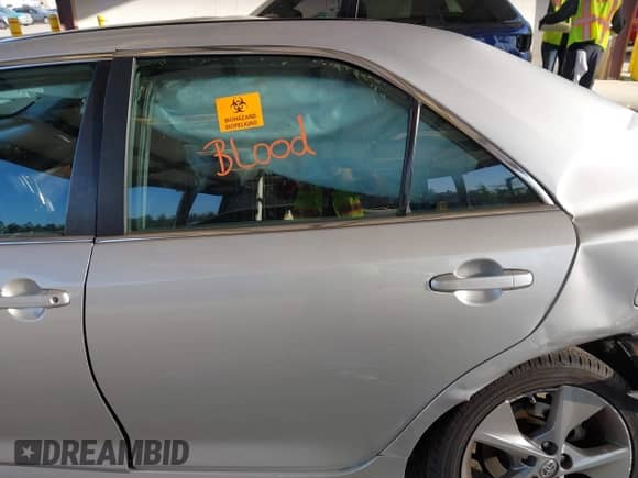 2014 Toyota Camry SE with VIN 4T1BF1FK6EU772715, listed as a IAAI auction lot 43309670 with 108,702 mi miles and . Bid and sale history available at DreamBid. Image 6.