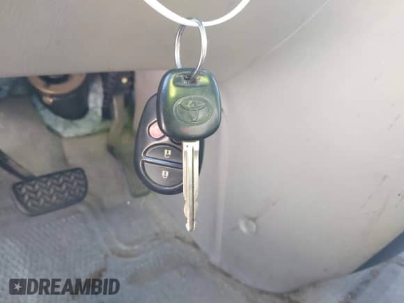 2005 Toyota Sienna CE with VIN 5TDZA23C45S347468, listed as a IAAI auction lot 42340682 with 310,817 mi miles and . Bid and sale history available at DreamBid. Image 11.