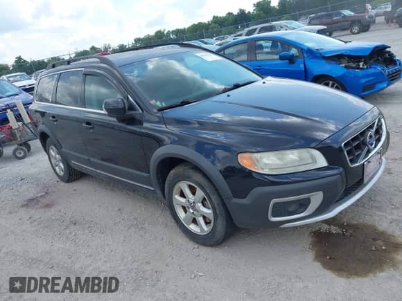 2011 Volvo XC70 3.2L с VIN YV4940BZXB1095233, выставлен на аукционе IAAI как лот 42967541 с пробегом 180 152 миль миль и . История ставок и продаж доступна на DreamBid. Изображение 1.